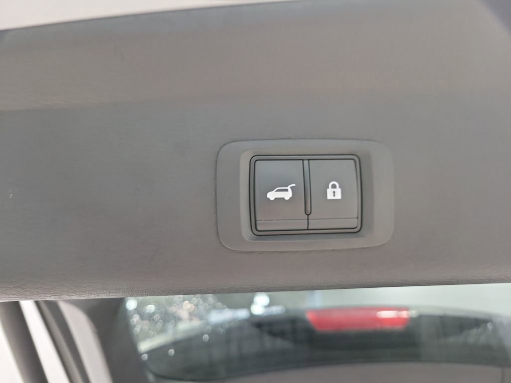 Used 2024 Mitsubishi Outlander SEL image 35