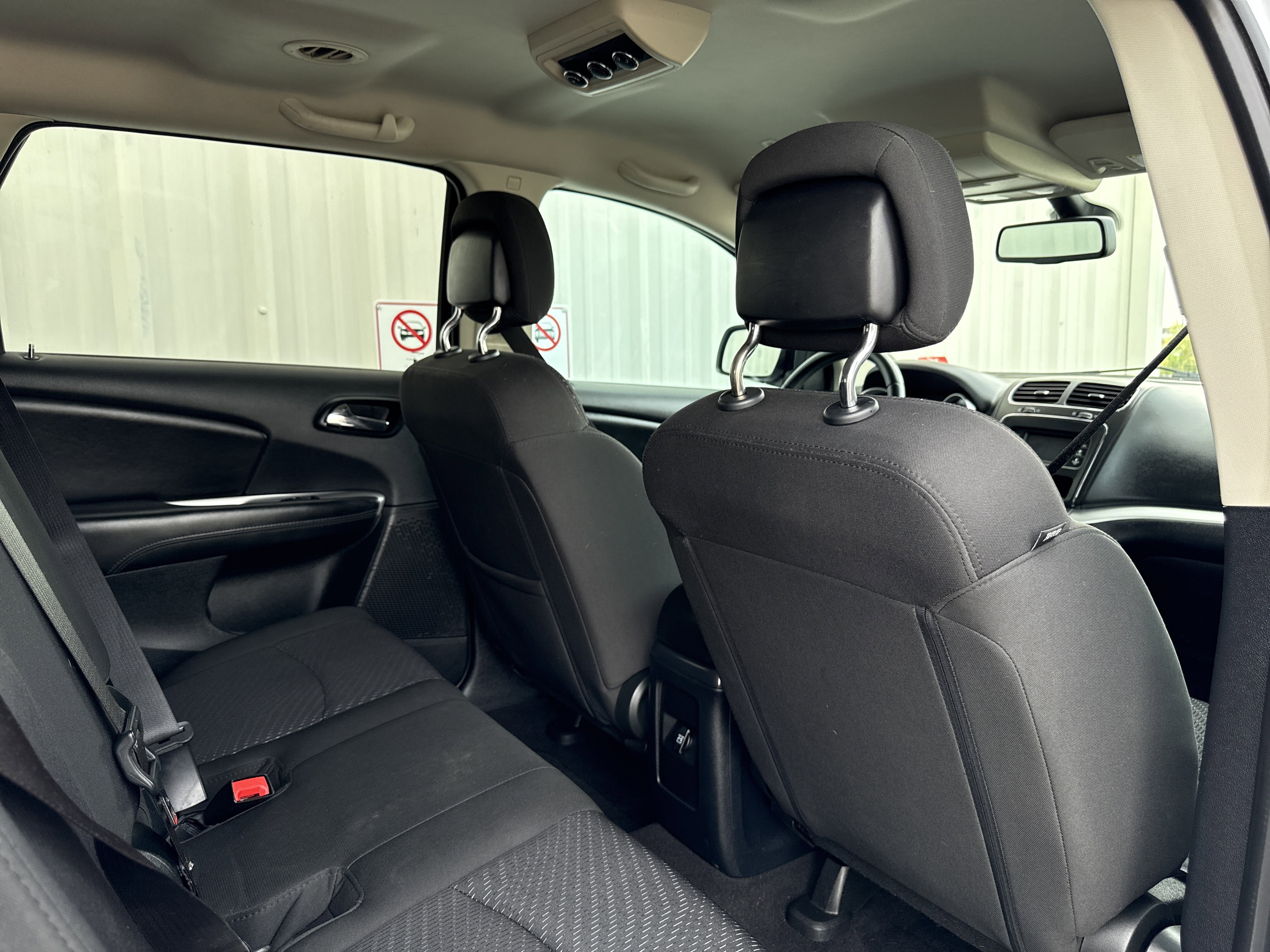 Used 2018 Dodge Journey SE w/ Popular Equipment Group image 37