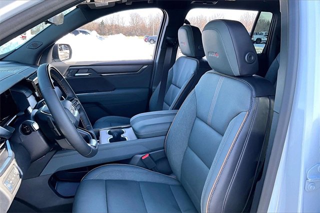 New 2026 GMC Acadia AT4 w/ Super Cruise Package image 9