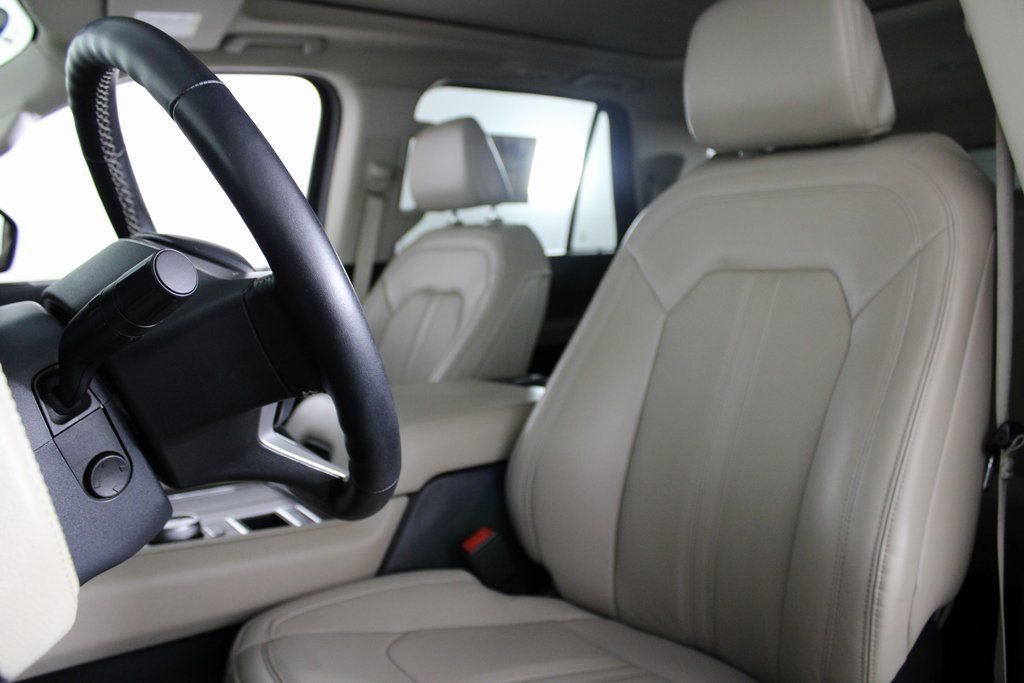 Used 2024 Ford Expedition Max Limited image 16
