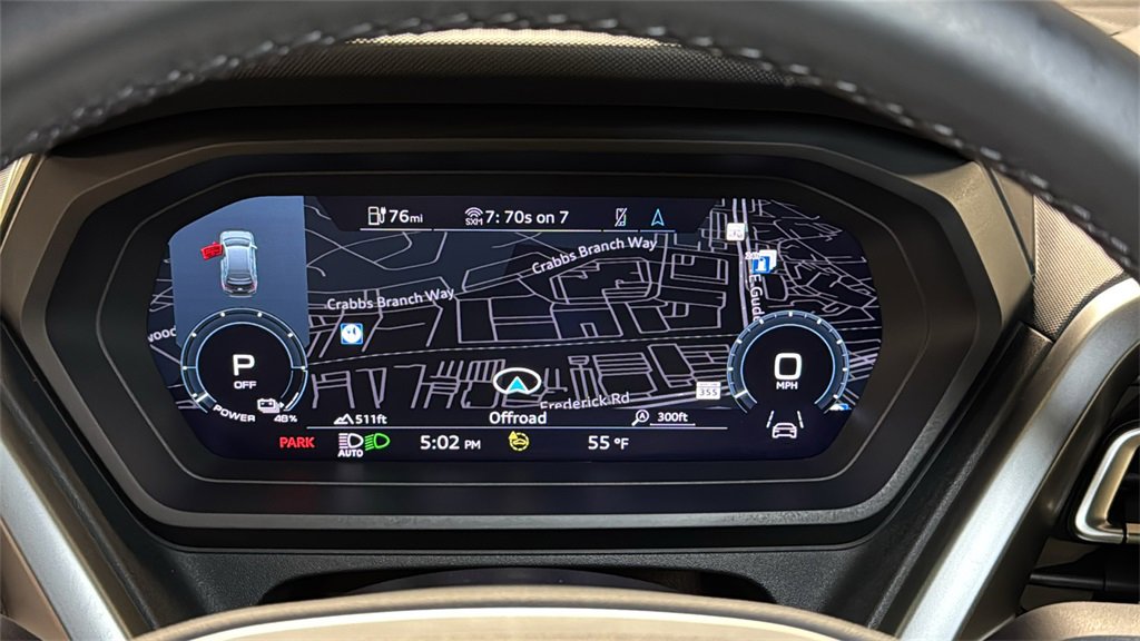 Used 2024 Audi Q4 e-tron Prestige image 32