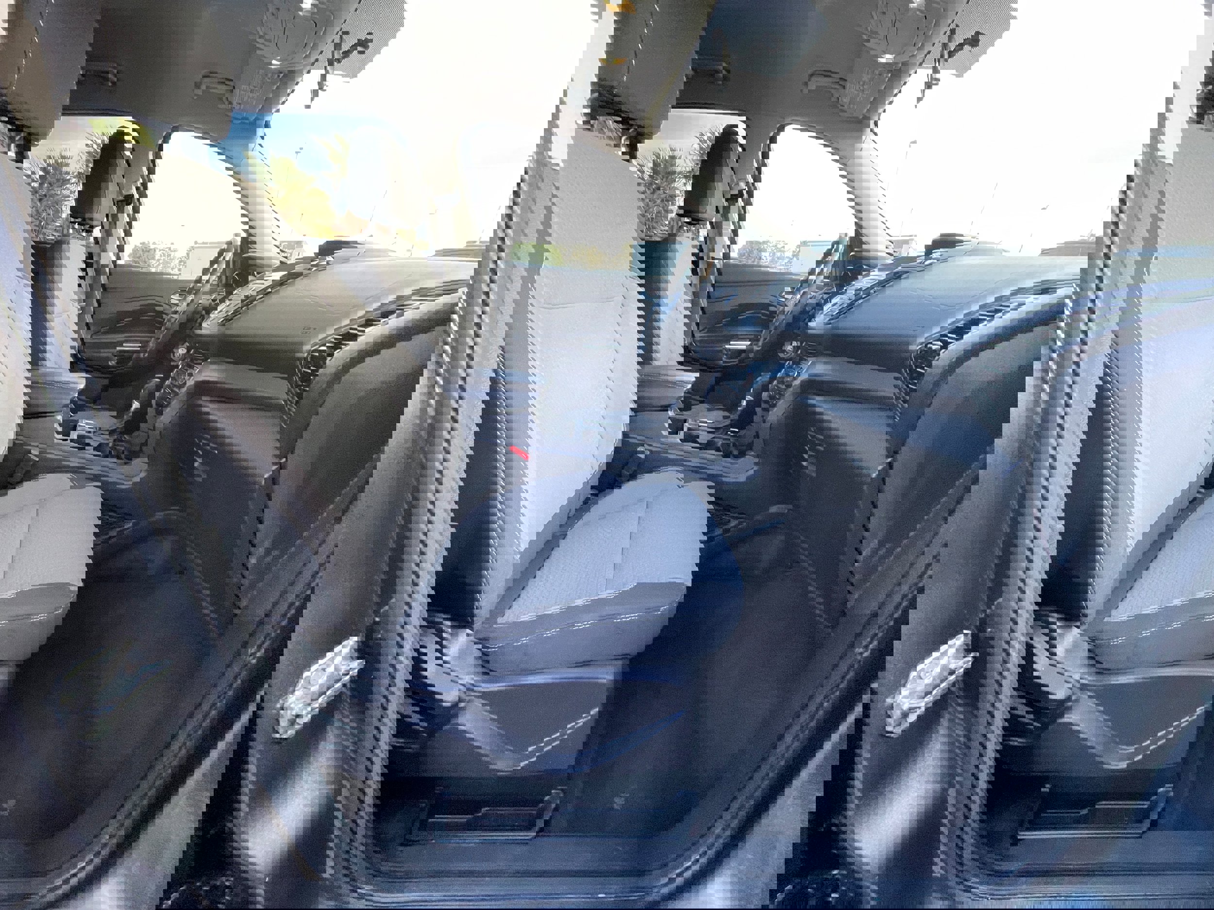 Used 2017 Ford Escape SE image 24