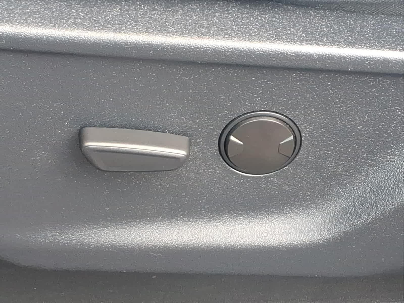 Used 2023 Ford F150 XLT AWD/4WD image 16