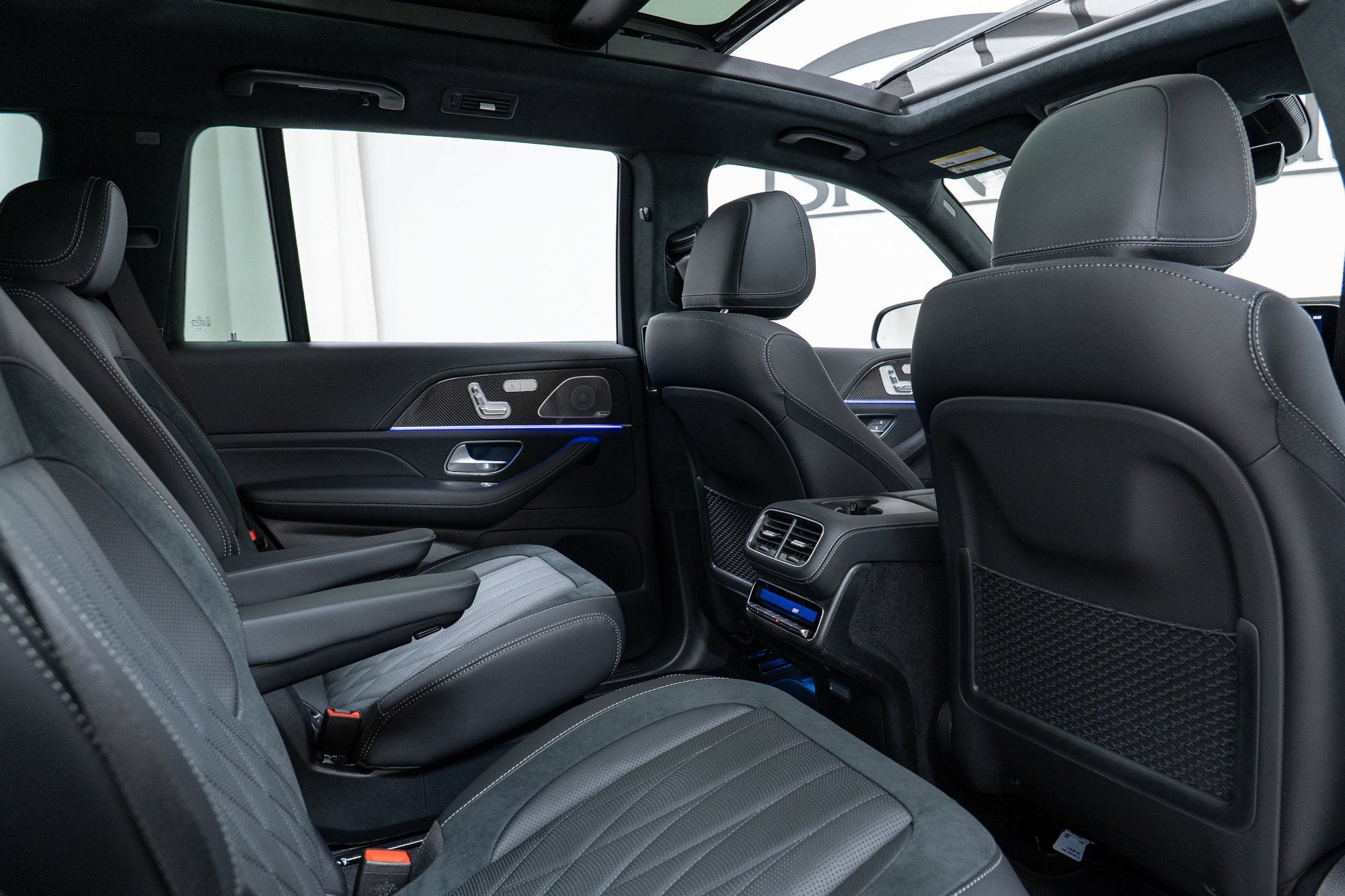 New 2026 Mercedes-Benz GLS 63 AMG 4MATIC image 27