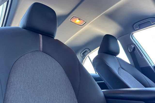 Used 2019 Toyota Camry LE FWD image 20