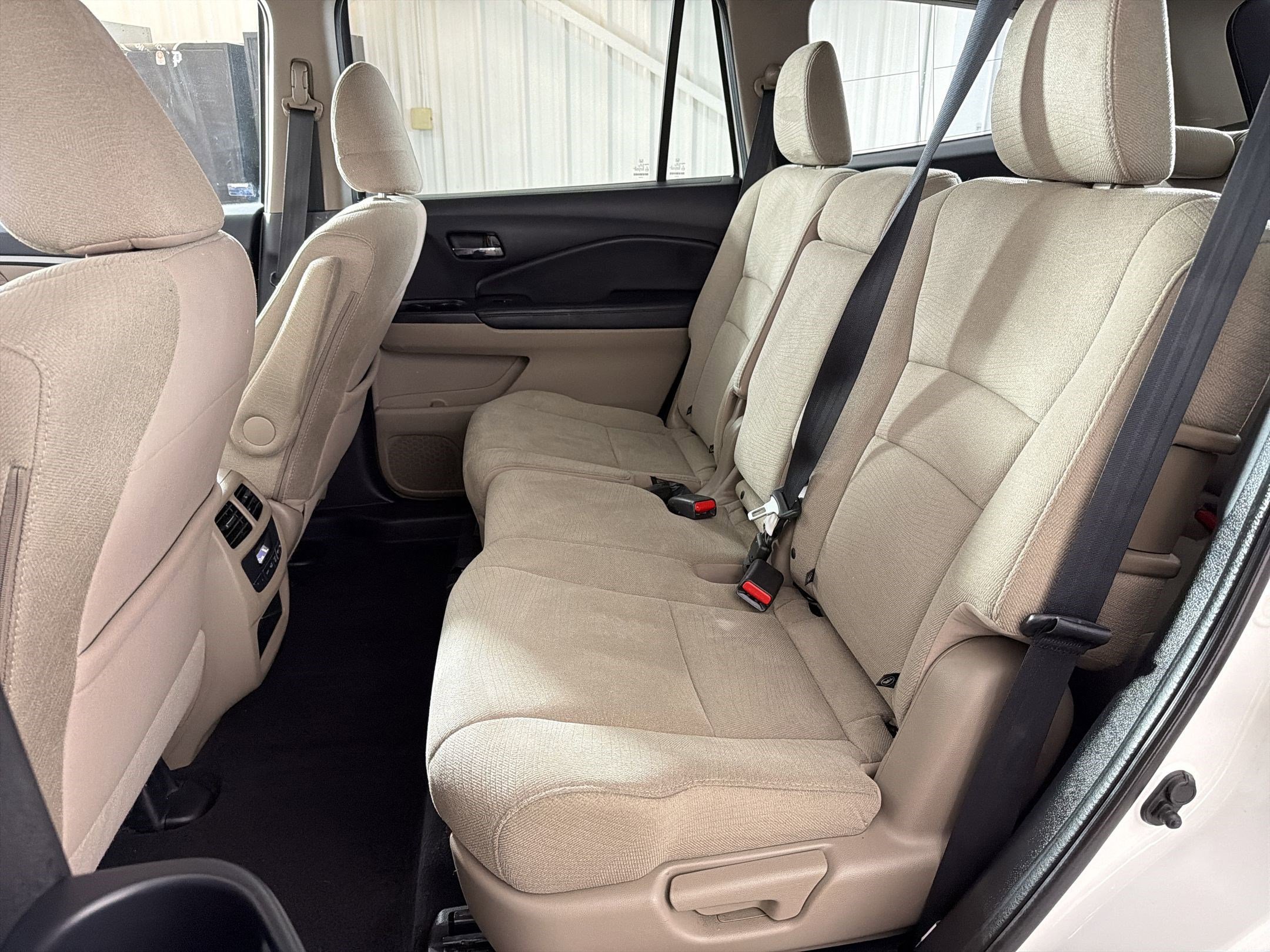 Used 2018 Honda Pilot EX image 15