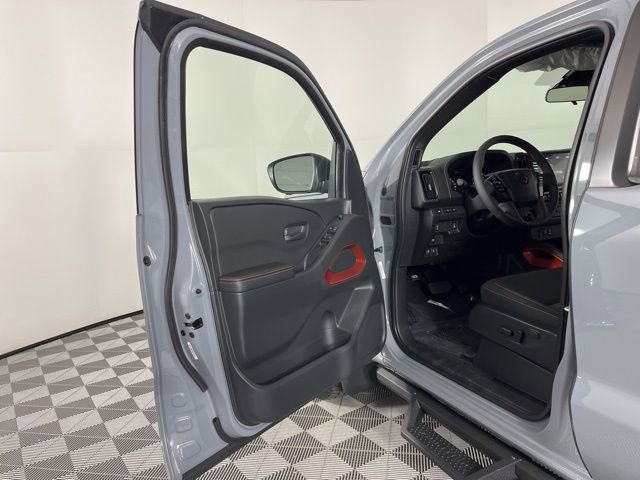 New 2026 Nissan Frontier PRO-4X w/ Pro-4x Convenience Package image 16