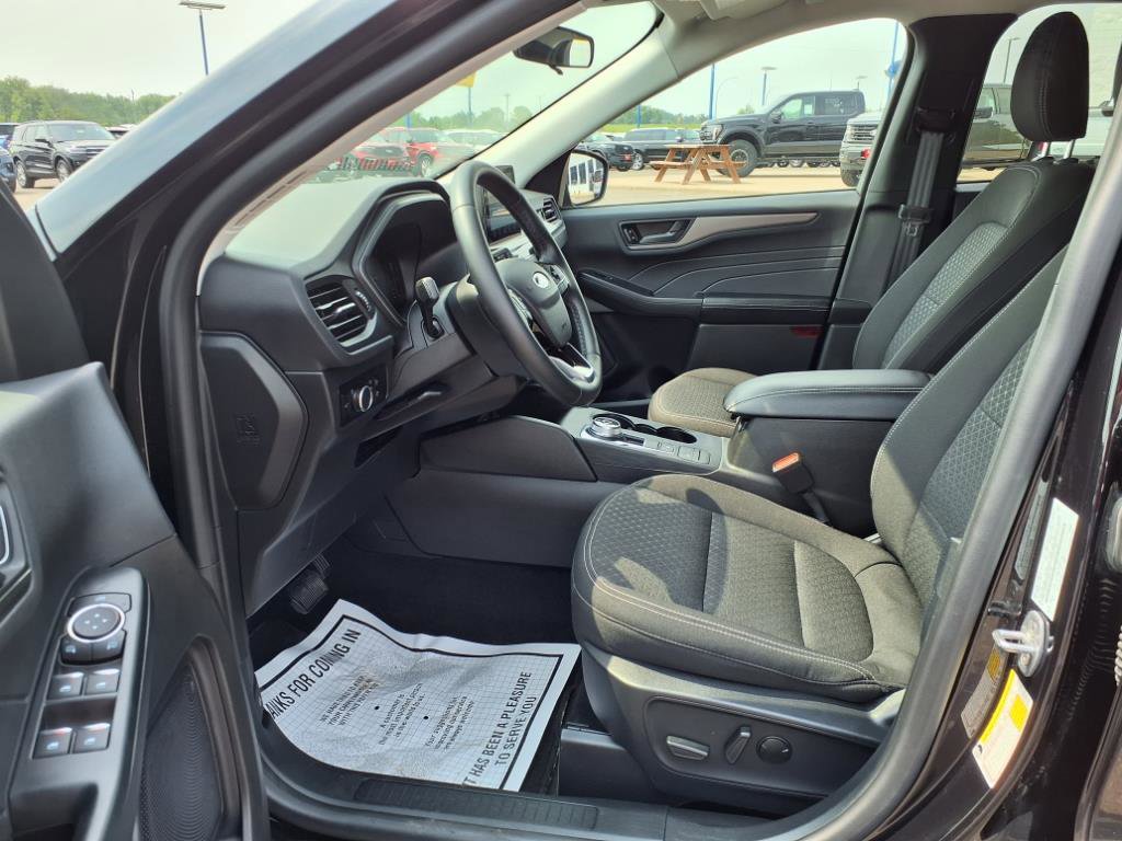 Certified 2024 Ford Escape Active image 10