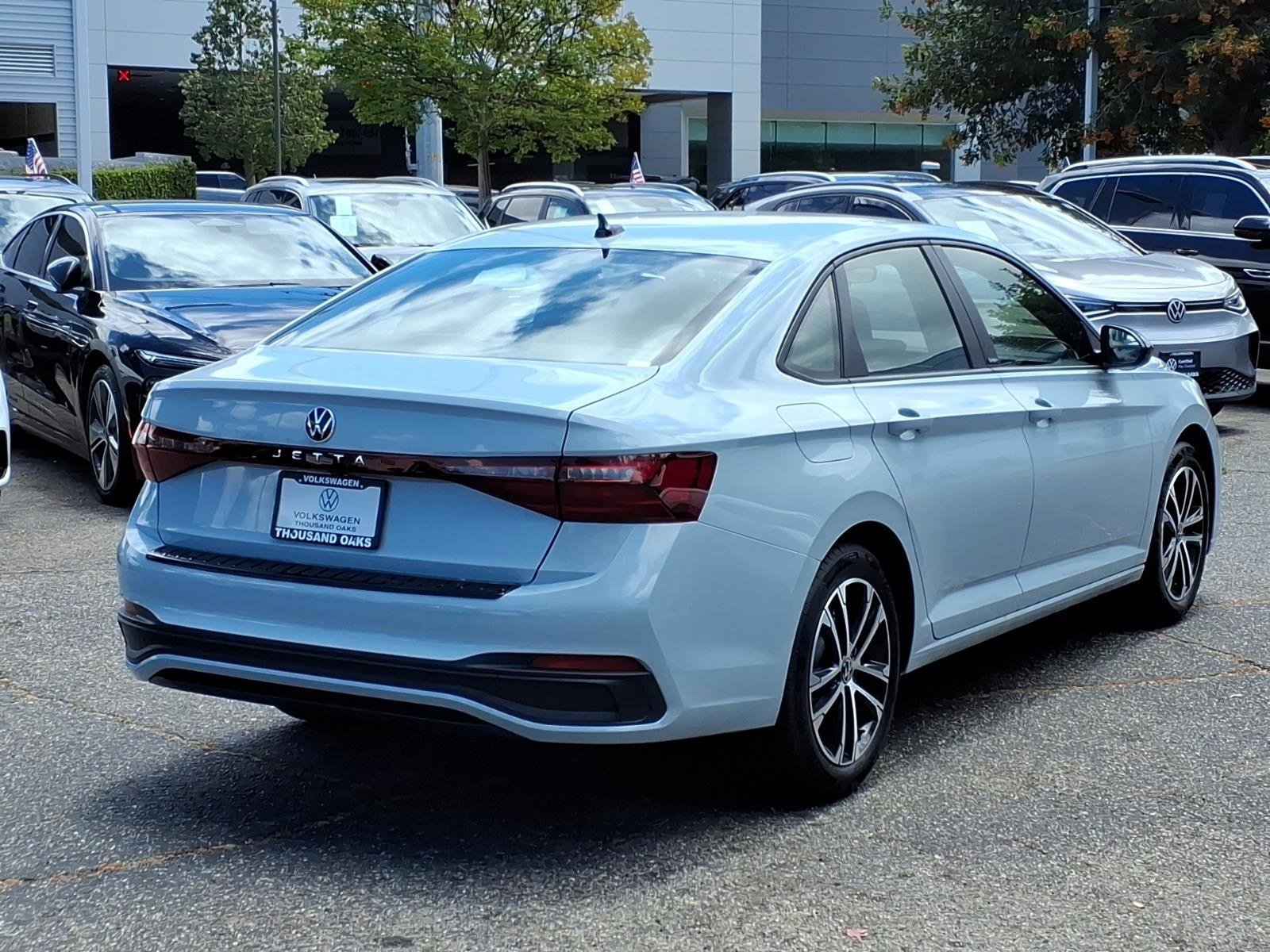 New 2026 Volkswagen Jetta Sport FWD image 4