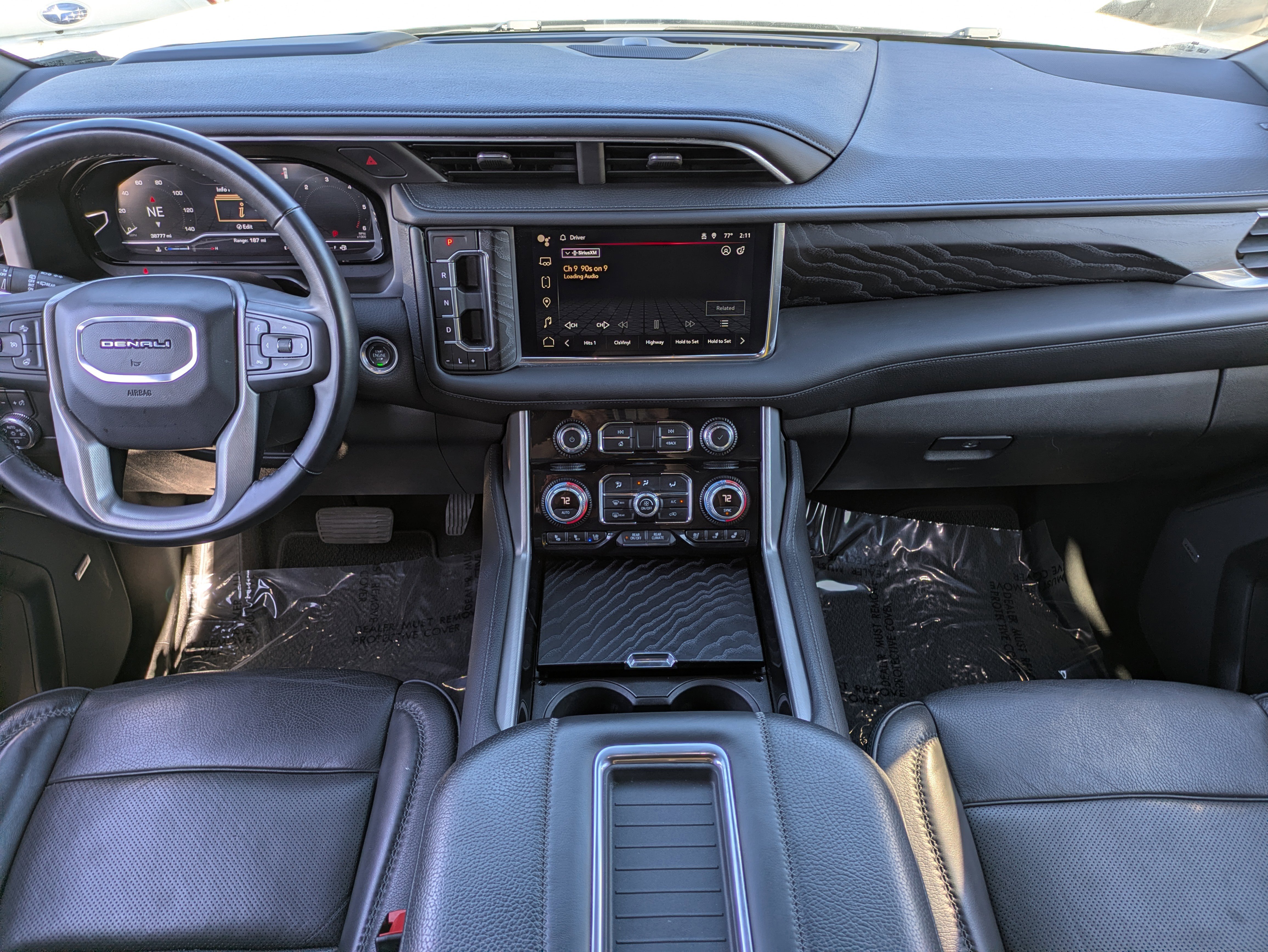 Used 2024 GMC Yukon XL Denali image 18