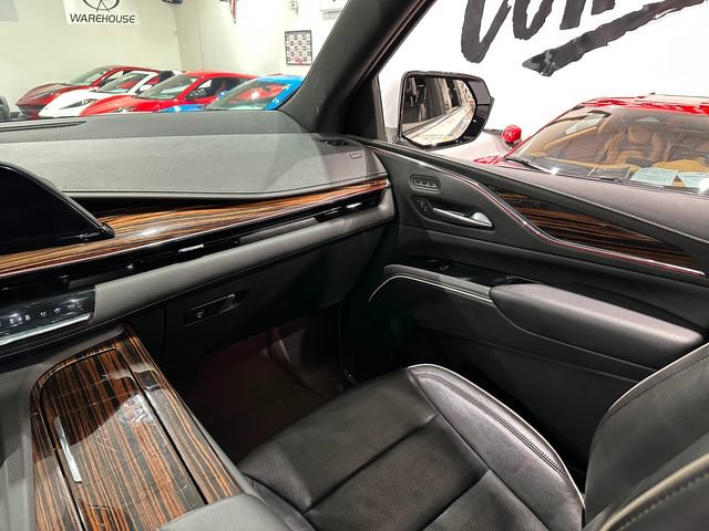 Used 2024 Cadillac Escalade ESV Premium Luxury w/ LPO, Floor Liner Package AWD/4WD image 25