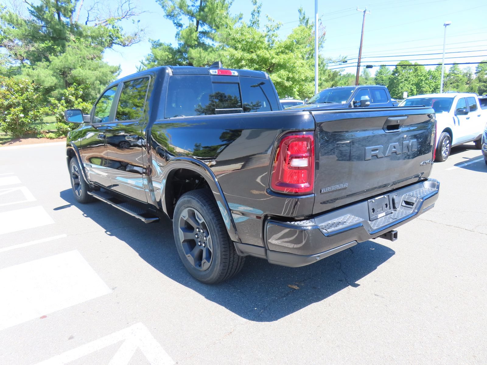 Used 2025 RAM 1500 Big Horn AWD/4WD image 7