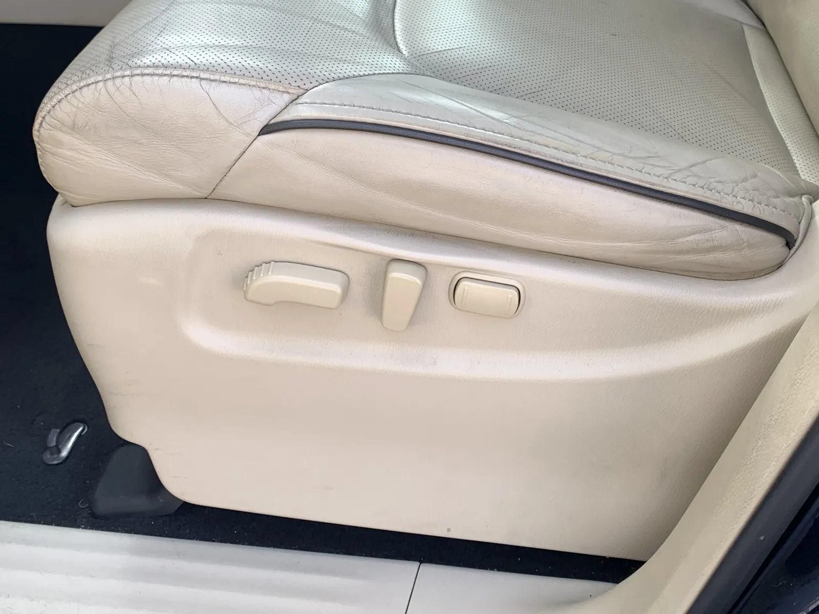 Used 2018 INFINITI QX80 2WD w/ Driver Assistance Package image 25