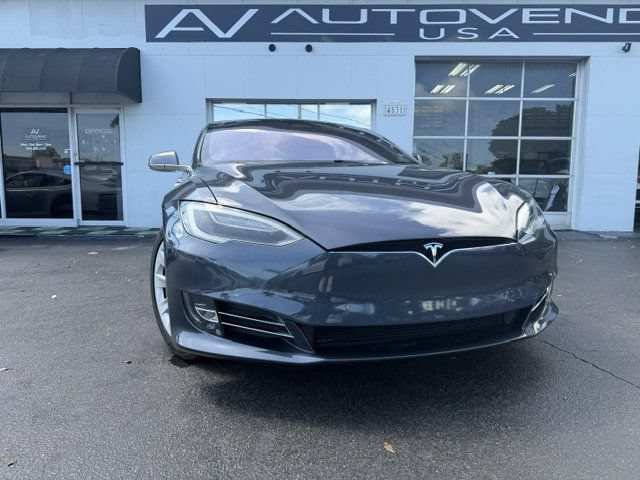 Used 2017 Tesla Model S 75 RWD image 4