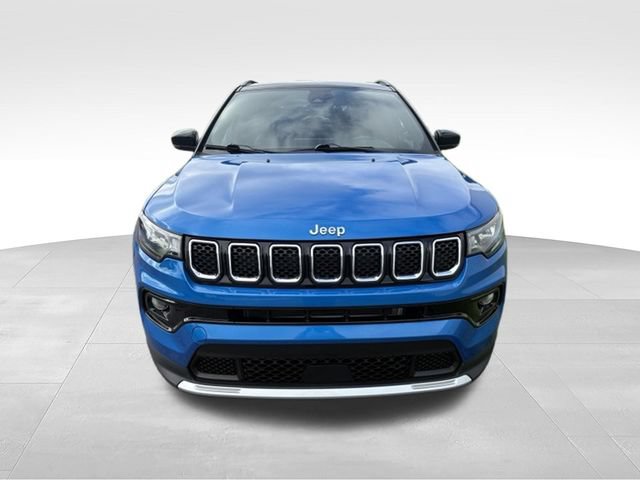 Used 2023 Jeep Compass Limited AWD/4WD image 8