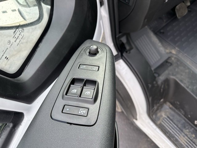 New 2024 RAM ProMaster 2500 w/ Safety Group FWD image 9