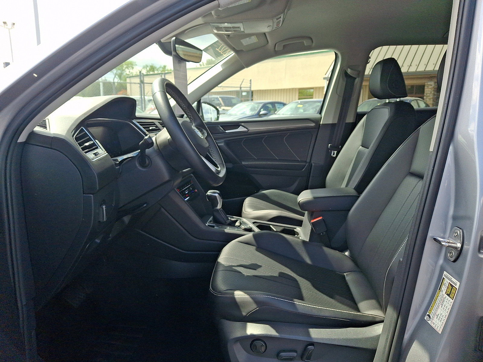 Certified 2022 Volkswagen Tiguan SE AWD/4WD image 13