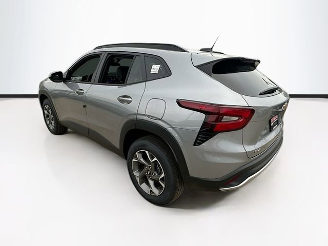 New 2026 Chevrolet Trax LT w/ Driver Confidence Package image 8