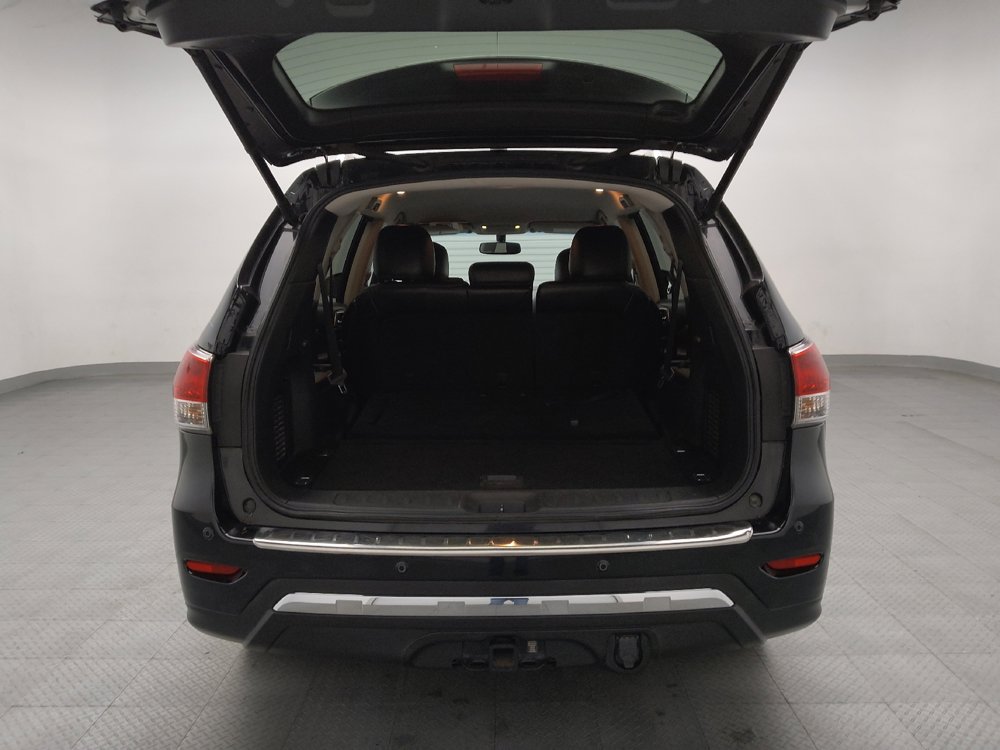 Used 2016 Nissan Pathfinder SL w/ SL Tech Package image 29