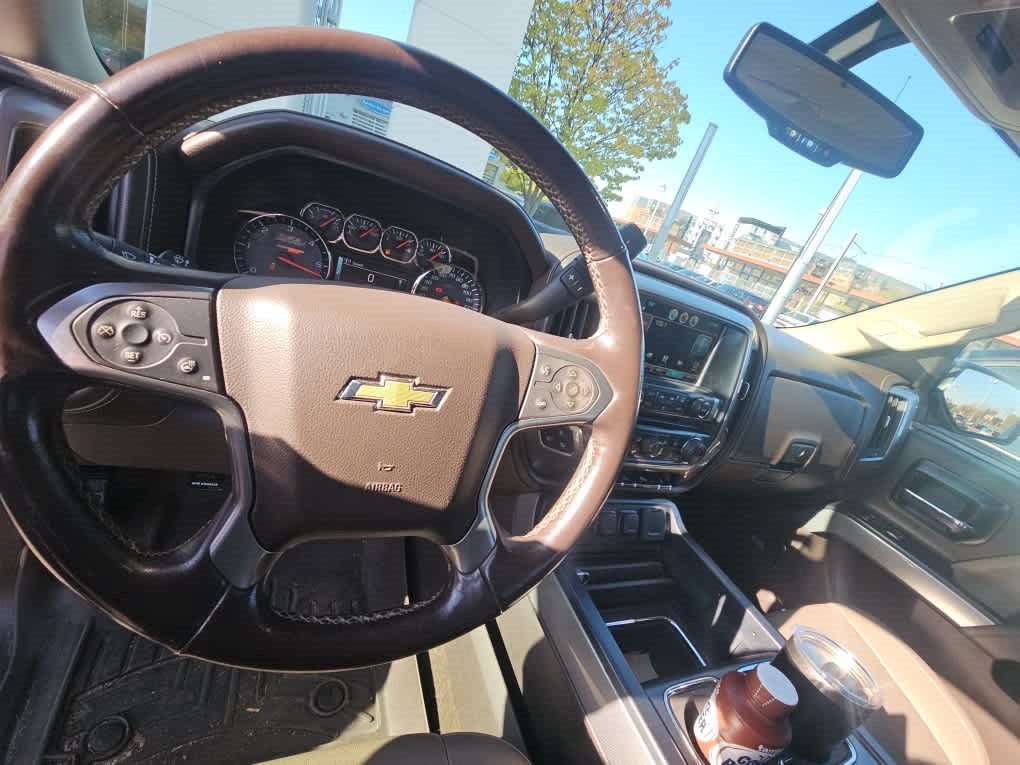 Used 2014 Chevrolet Silverado 1500 LTZ Z71 w/ LTZ Plus Package AWD/4WD image 7