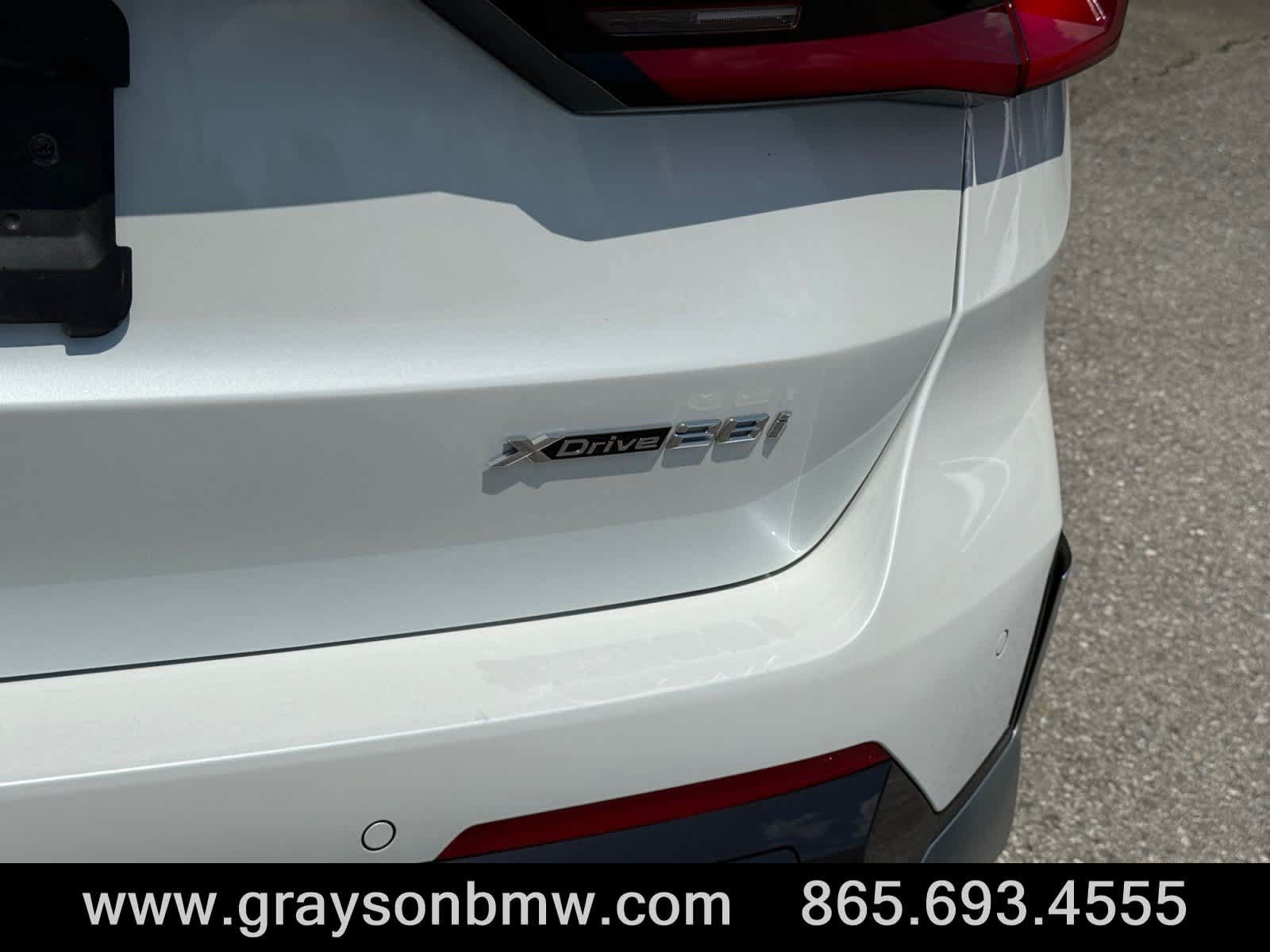 Used 2023 BMW X1 xDrive28i w/ Convenience Package AWD/4WD image 11