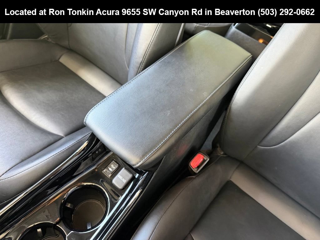 Used 2019 Toyota Prius Prime Advanced FWD image 24
