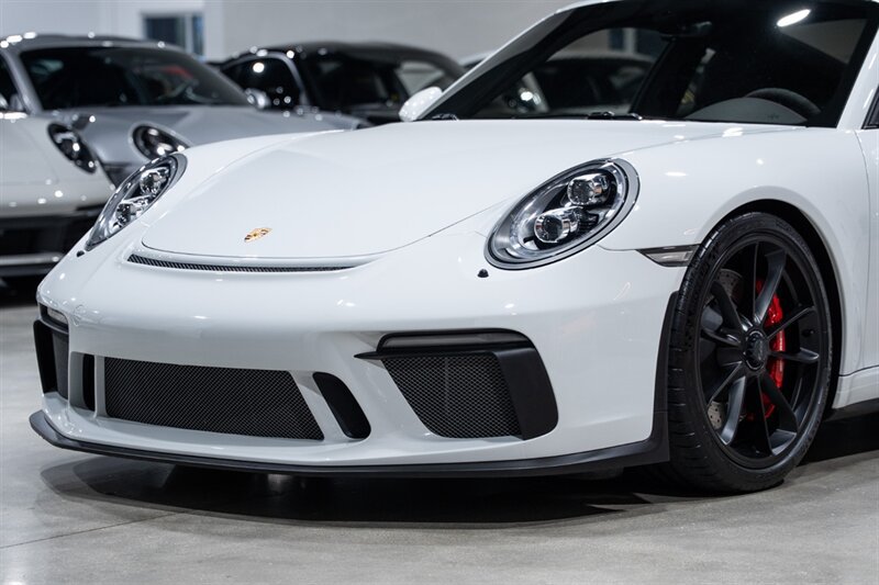 Used 2018 Porsche 911 GT3 RWD image 63