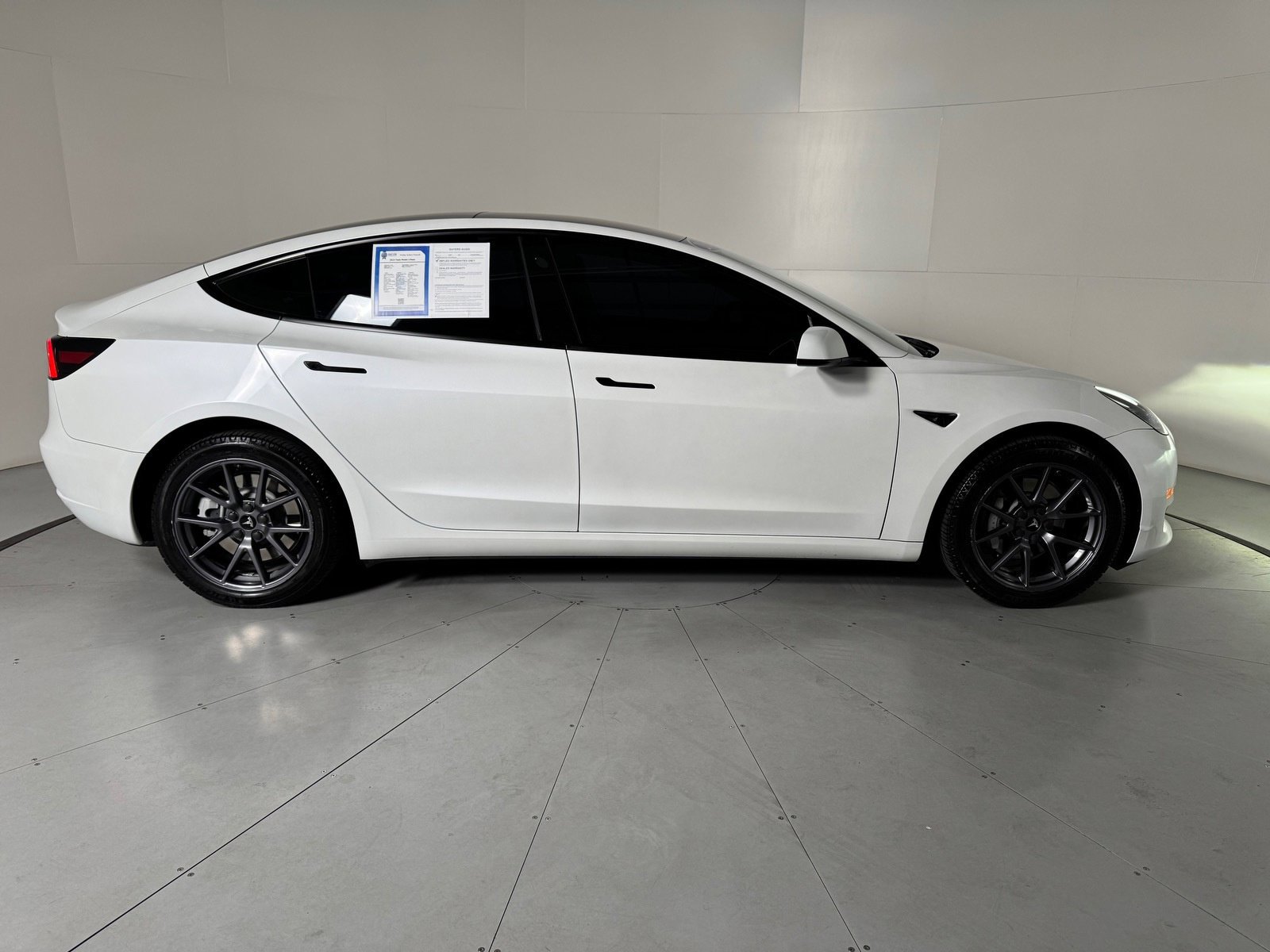 Used 2023 Tesla Model 3 Standard Range RWD image 6