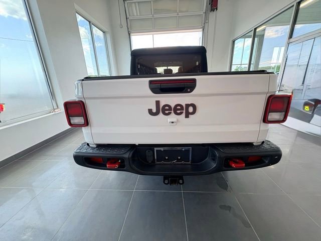 Used 2023 Jeep Gladiator Rubicon w/ Cold Weather Group AWD/4WD image 6