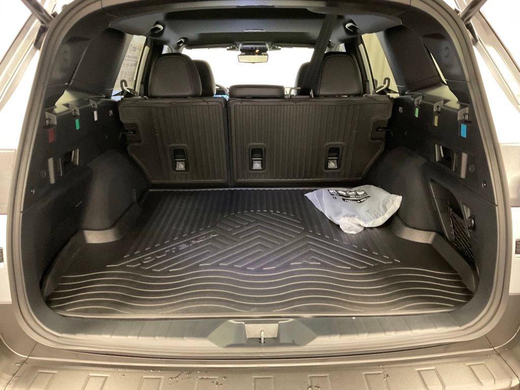 New 2026 Subaru Outback Touring AWD/4WD image 30
