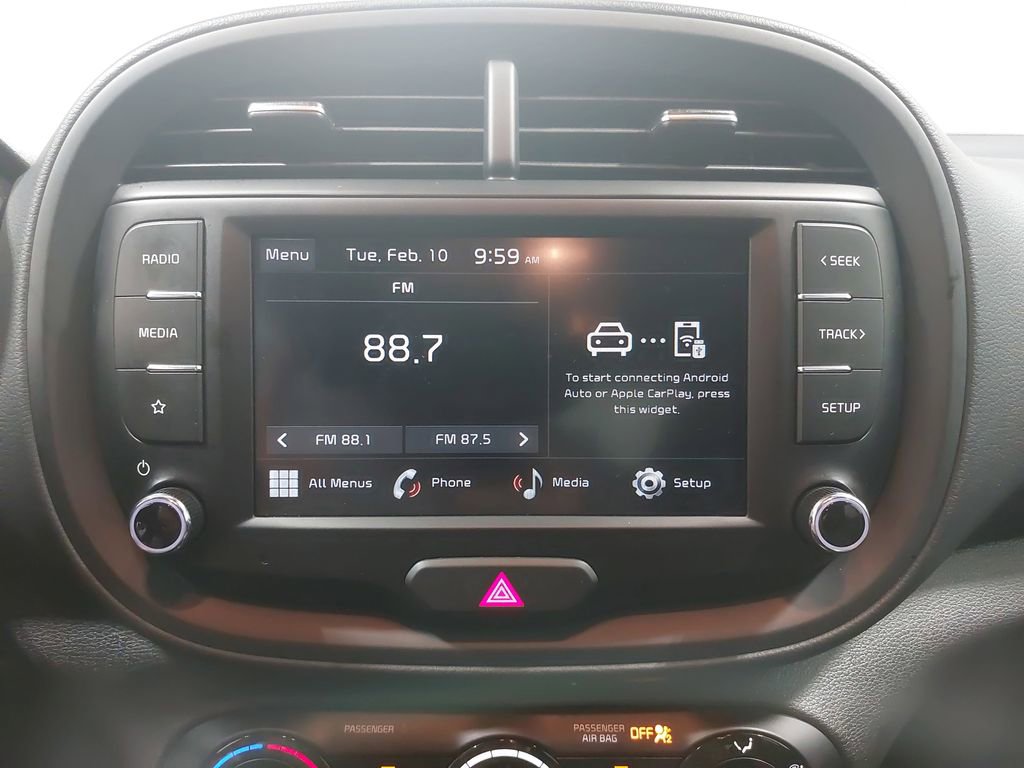 Used 2025 Kia Soul LX w/ LX Technology Package image 22