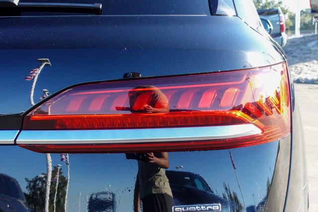 Used 2021 Audi Q7 3.0T Prestige w/ Prestige Package image 7