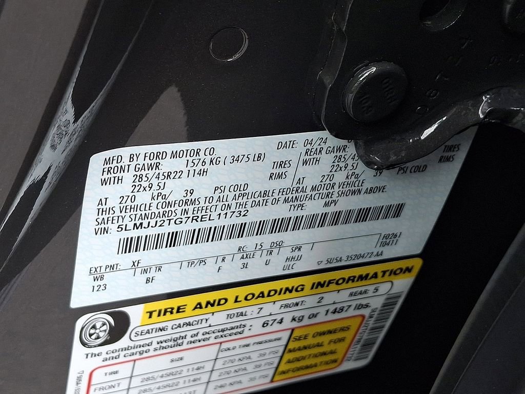 Certified 2024 Lincoln Navigator Black Label AWD/4WD image 27