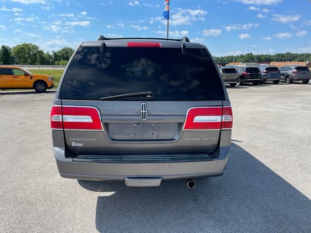 Used 2012 Lincoln Navigator 4WD image 9