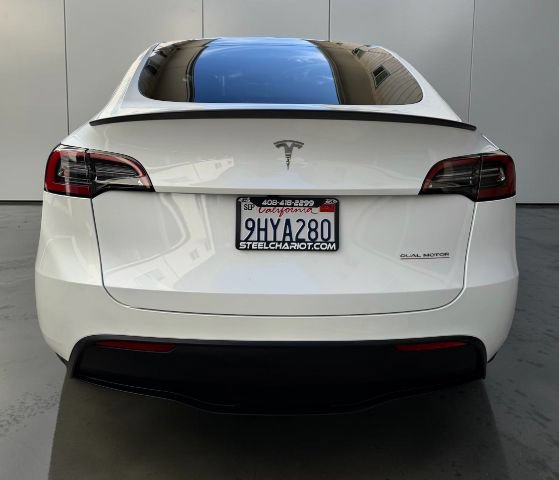 Used 2023 Tesla Model Y Performance AWD/4WD image 5