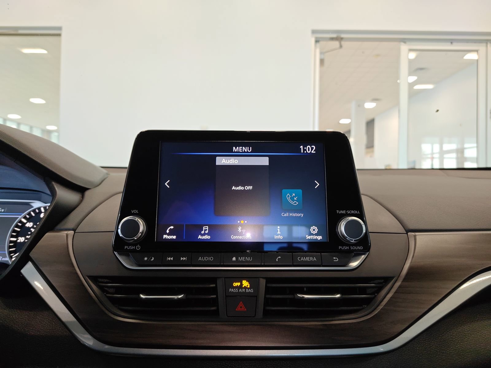 Used 2024 Nissan Altima 2.5 SV image 25