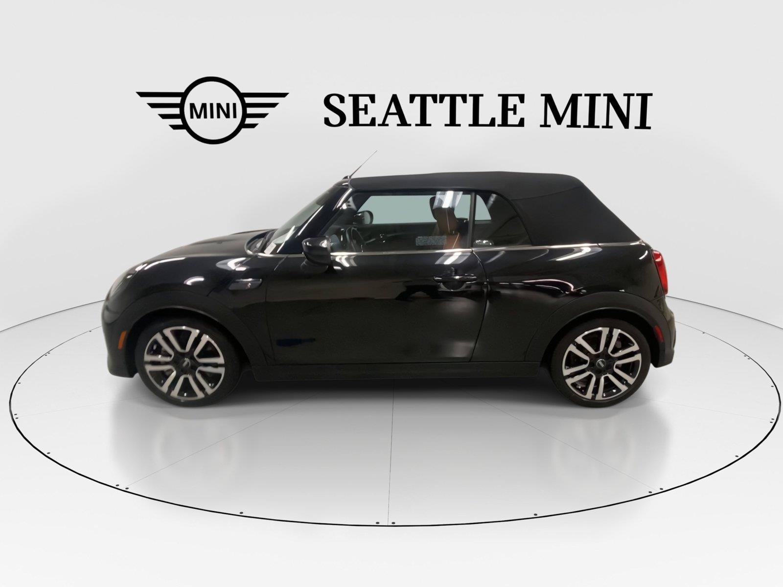 Used 2024 MINI Cooper S w/ Signature Upholstery Package FWD image 6