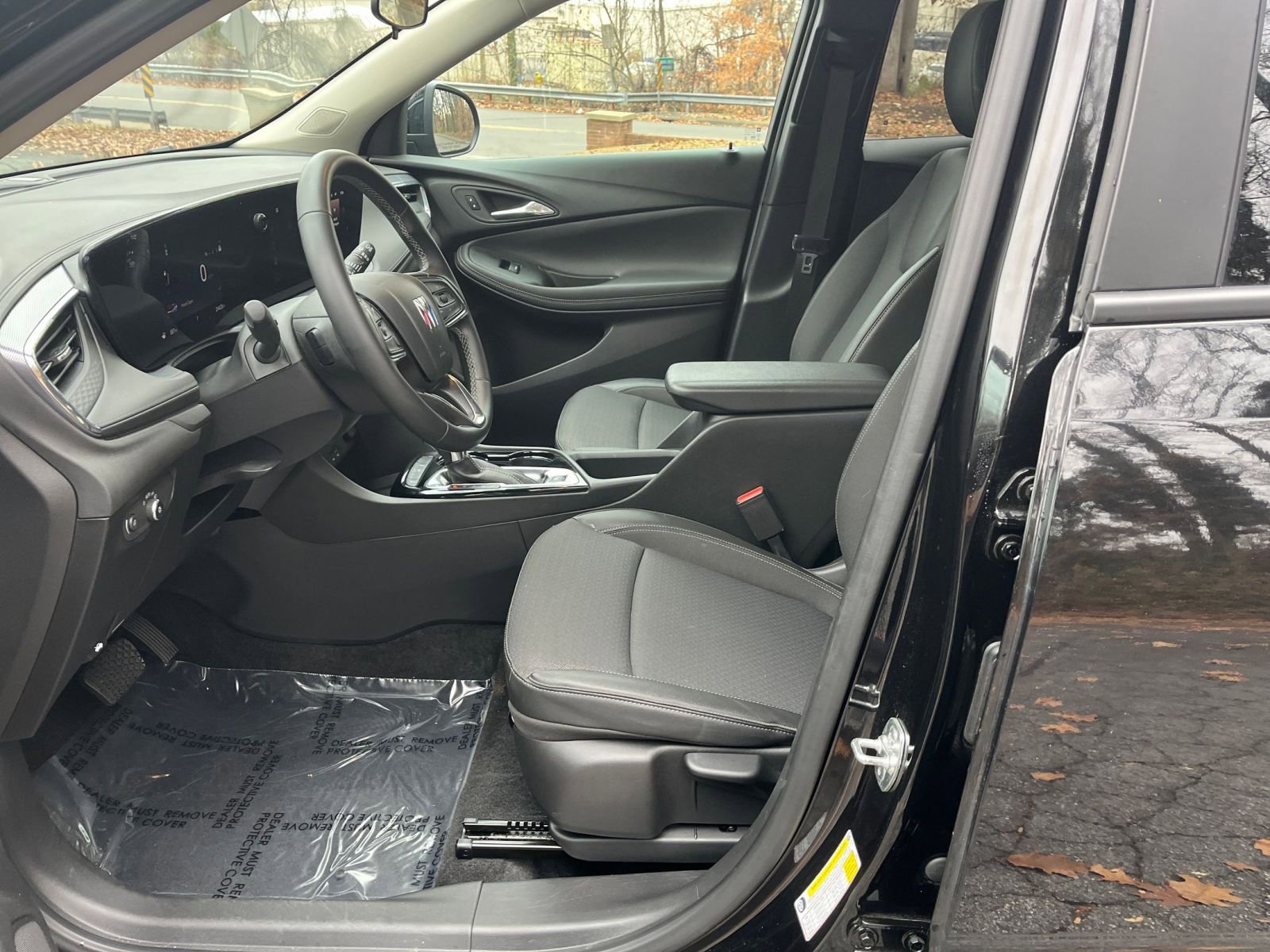 Used 2025 Buick Encore GX Preferred image 21