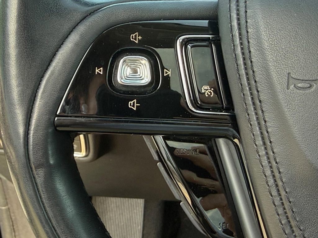 Used 2020 Lincoln Aviator Reserve w/ Equipment Group 202A AWD/4WD image 18