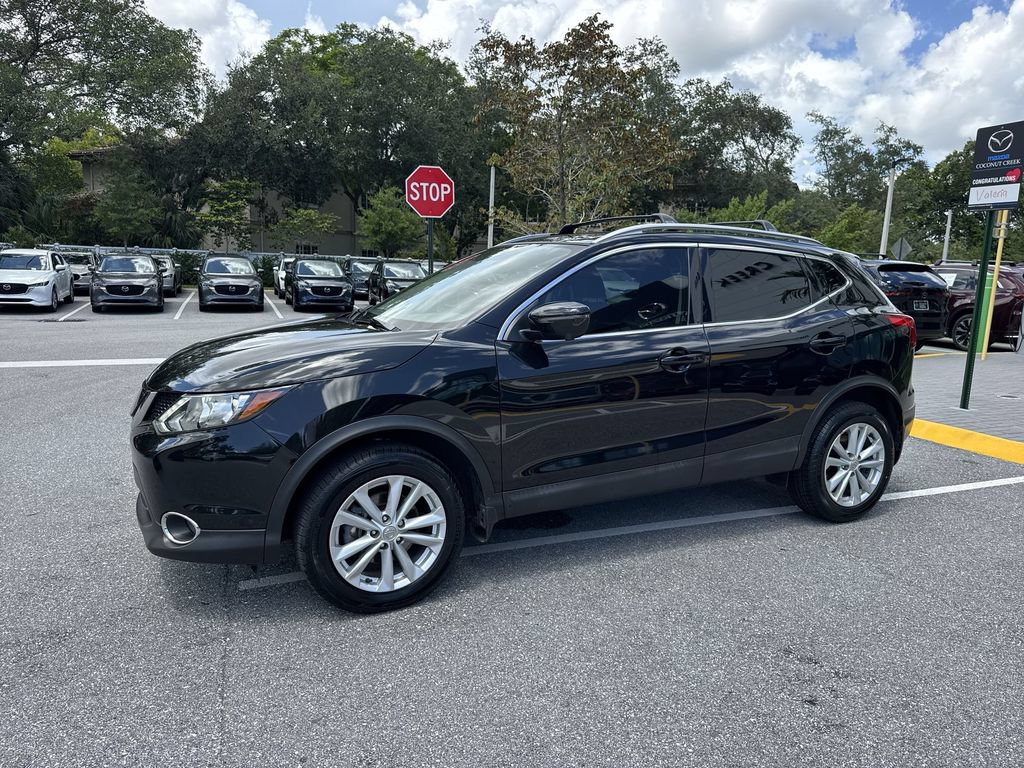 Used 2018 Nissan Rogue Sport SV w/ SV Technology Package AWD/4WD image 10