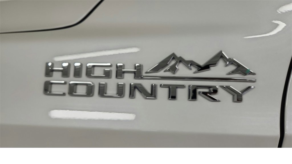 Certified 2024 Chevrolet Tahoe High Country w/ Premium Package image 39