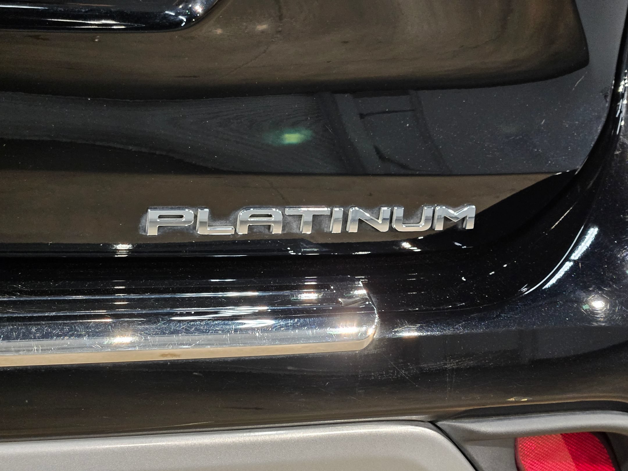 Used 2023 Toyota Highlander Platinum FWD image 40