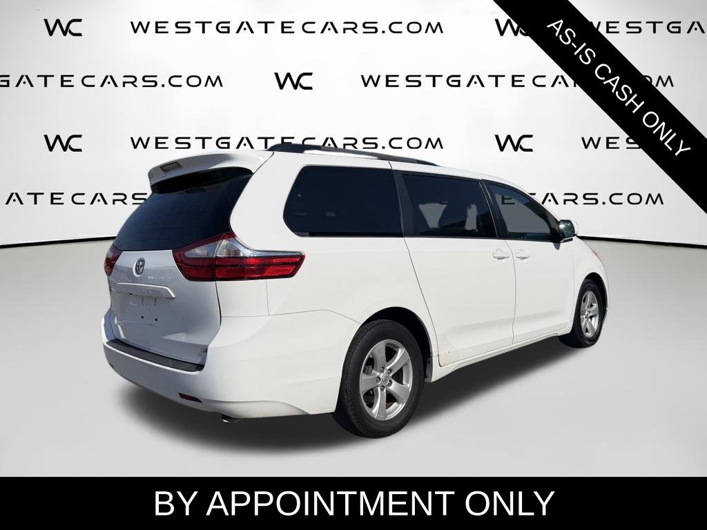 Used 2016 Toyota Sienna LE FWD image 5
