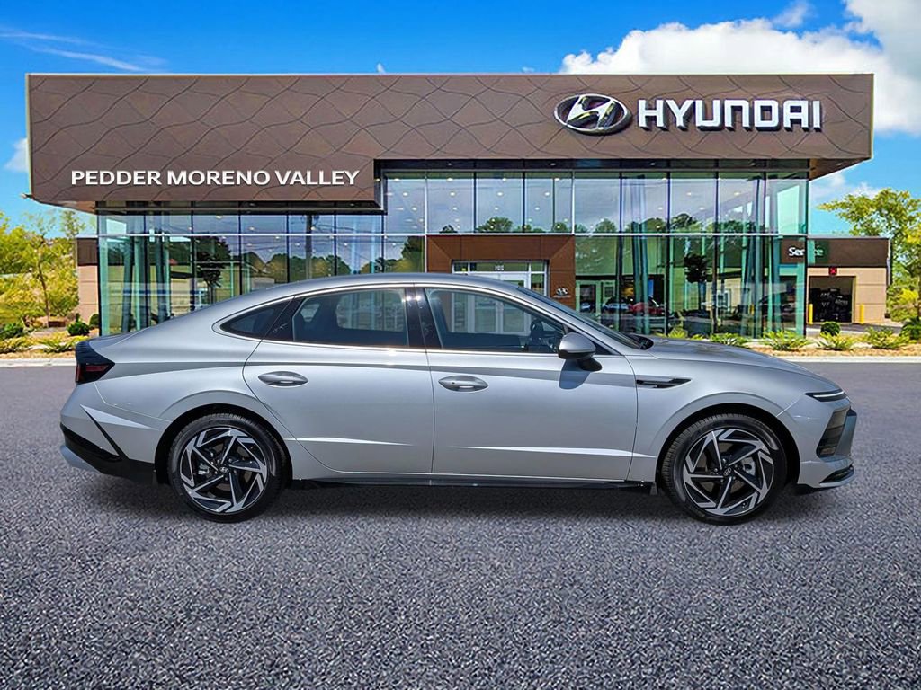 New 2026 Hyundai Sonata SEL image 3
