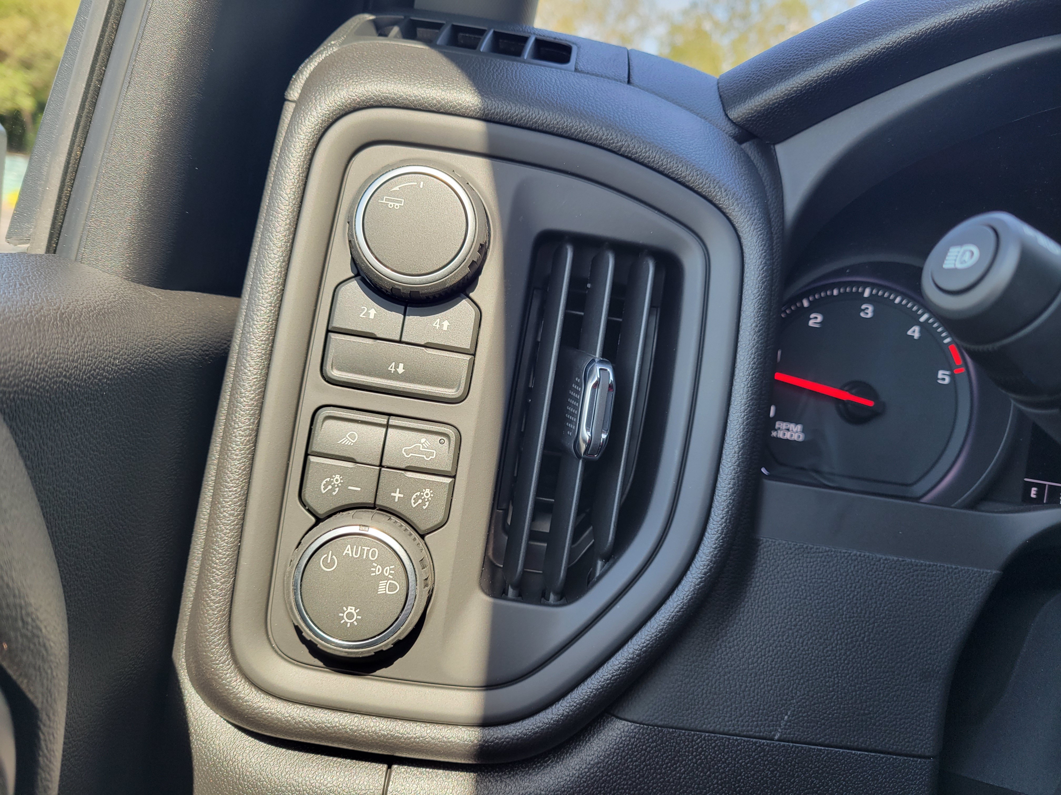 New 2026 Chevrolet Silverado 2500 W/T AWD/4WD image 21