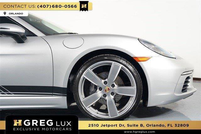 Used 2025 Porsche 718 Cayman image 7