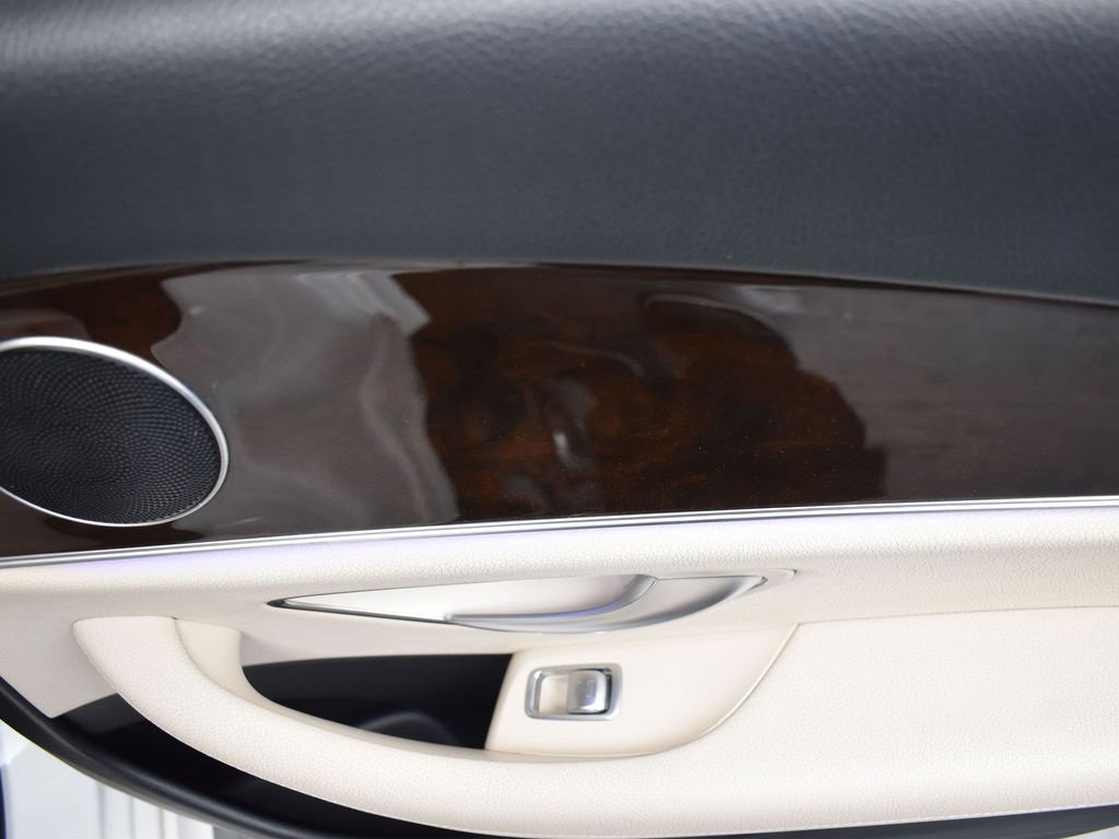 Used 2021 Mercedes-Benz E 350 Sedan image 18