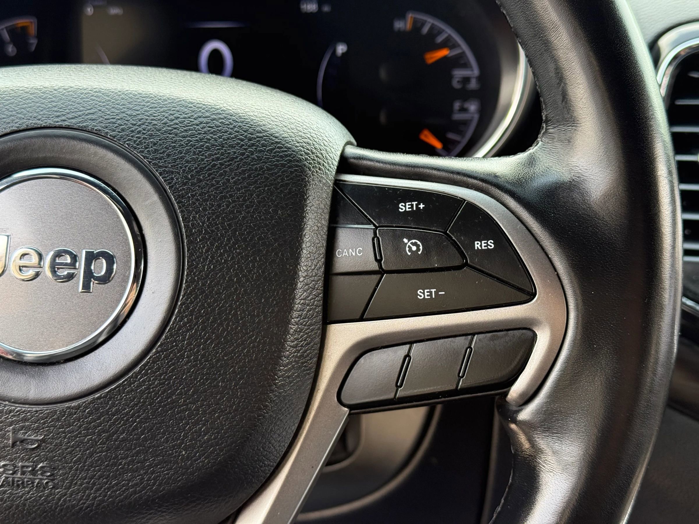 Used 2021 Jeep Grand Cherokee Laredo X AWD/4WD image 20