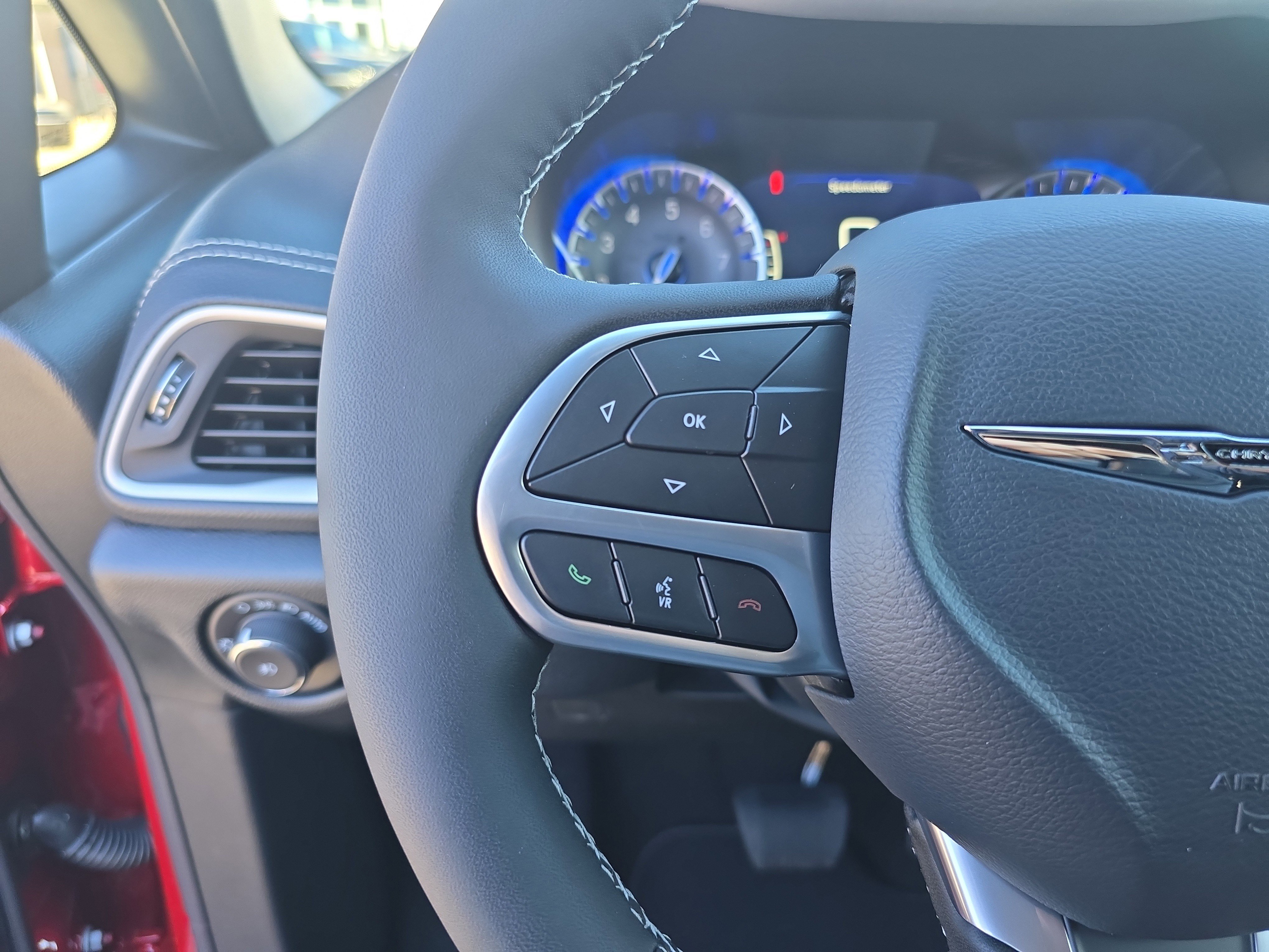 New 2026 Chrysler Pacifica Select image 34