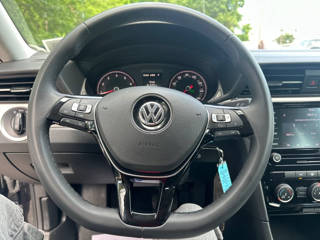 Certified 2021 Volkswagen Passat 2.0T S FWD image 12